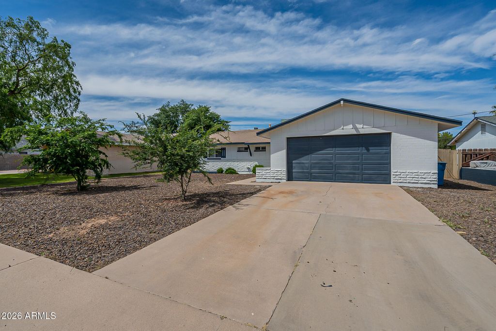 3232 E EMILE ZOLA Avenue, Phoenix, AZ 85032 — photo 2