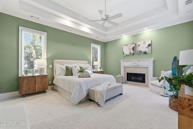 8 Queens Way, Hilton Head Island, SC 29928