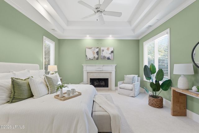 8 Queens Way, Hilton Head Island, SC 29928