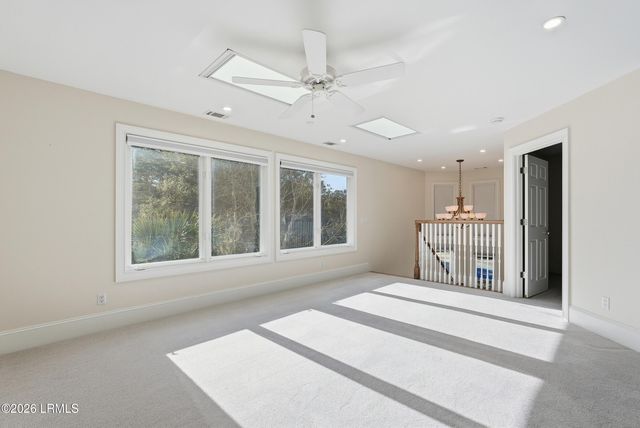 8 Queens Way, Hilton Head Island, SC 29928