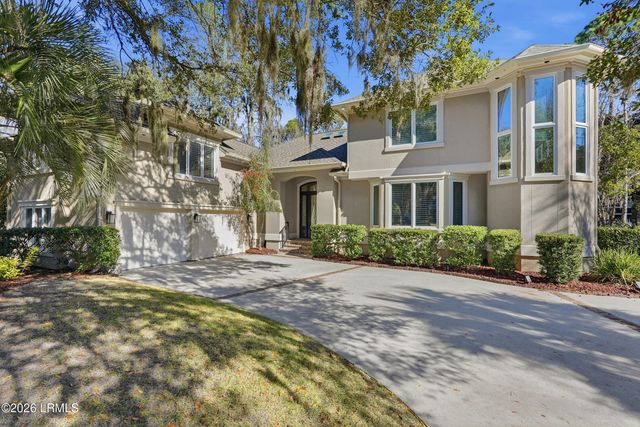 8 Queens Way, Hilton Head Island, SC 29928
