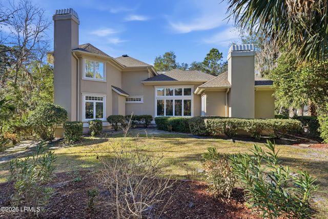 8 Queens Way, Hilton Head Island, SC 29928