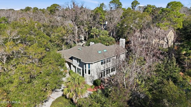 8 Queens Way, Hilton Head Island, SC 29928
