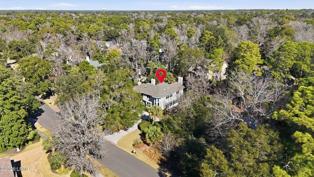 8 Queens Way, Hilton Head Island, SC 29928