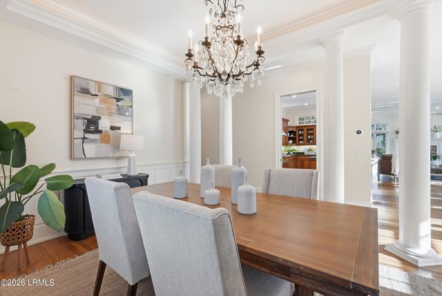 8 Queens Way, Hilton Head Island, SC 29928