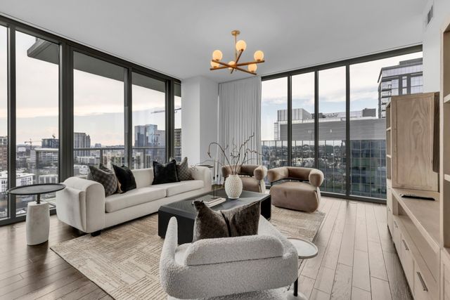 1212 Laurel St Apt 1815, Nashville, TN 37203