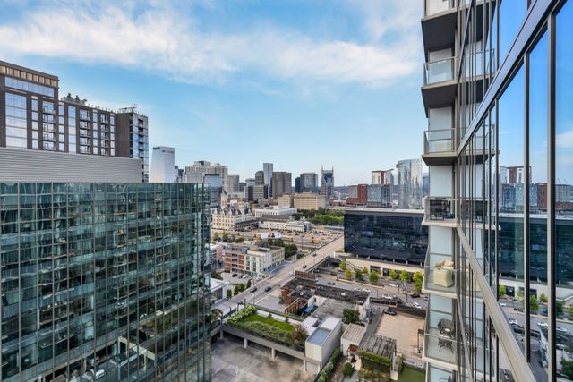 1212 Laurel St Apt 1815, Nashville, TN 37203