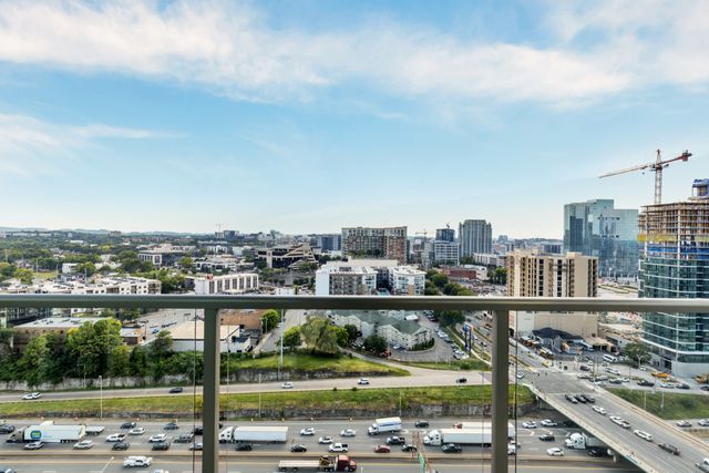 1212 Laurel St Apt 1815, Nashville, TN 37203