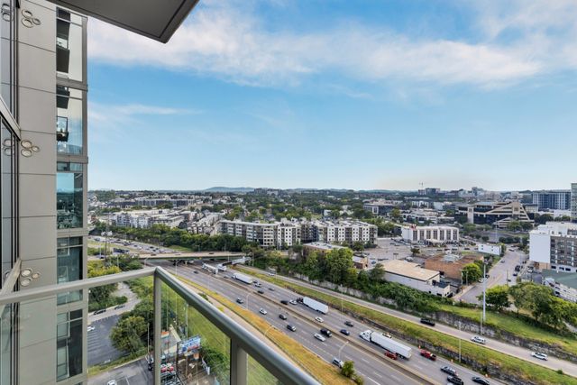 1212 Laurel St Apt 1815, Nashville, TN 37203