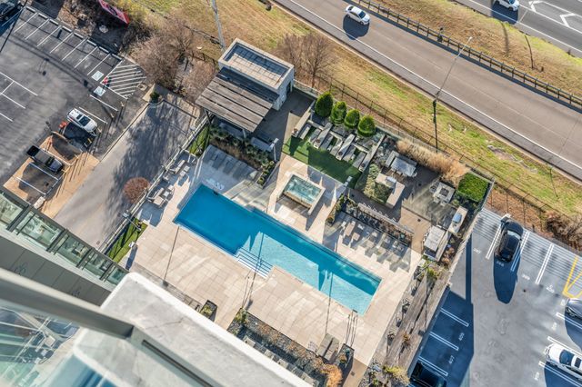 1212 Laurel St Apt 1815, Nashville, TN 37203