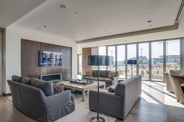 1212 Laurel St Apt 1815, Nashville, TN 37203