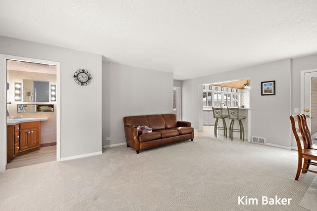 17708 Oakwood Drive, Spring Lake Twp, MI 49456