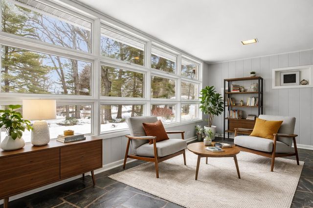 17708 Oakwood Drive, Spring Lake Twp, MI 49456