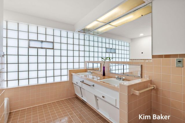 17708 Oakwood Drive, Spring Lake Twp, MI 49456