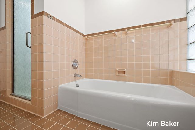 17708 Oakwood Drive, Spring Lake Twp, MI 49456