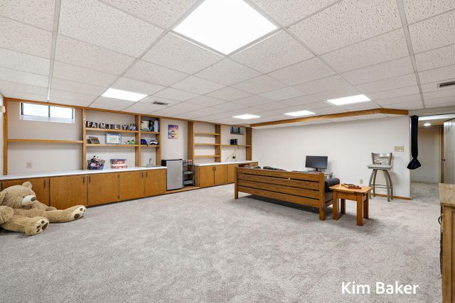 17708 Oakwood Drive, Spring Lake Twp, MI 49456