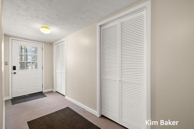 17708 Oakwood Drive, Spring Lake Twp, MI 49456