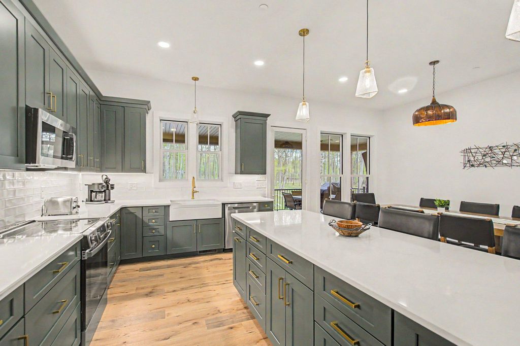 Image 20 of property listing at 454 BILTMORE RIDGE TRL, Mc Henry, MD 21541