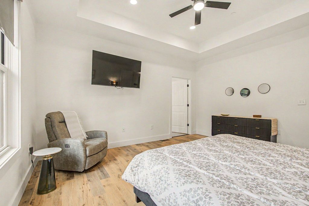 Image 34 of property listing at 454 BILTMORE RIDGE TRL, Mc Henry, MD 21541