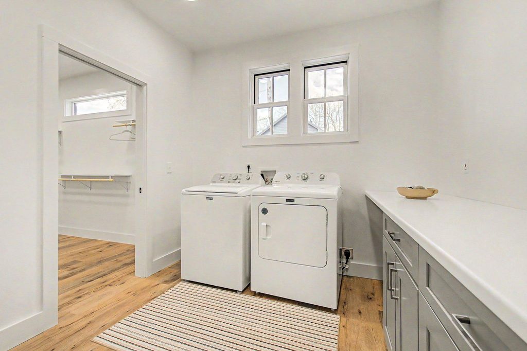 Image 43 of property listing at 454 BILTMORE RIDGE TRL, Mc Henry, MD 21541