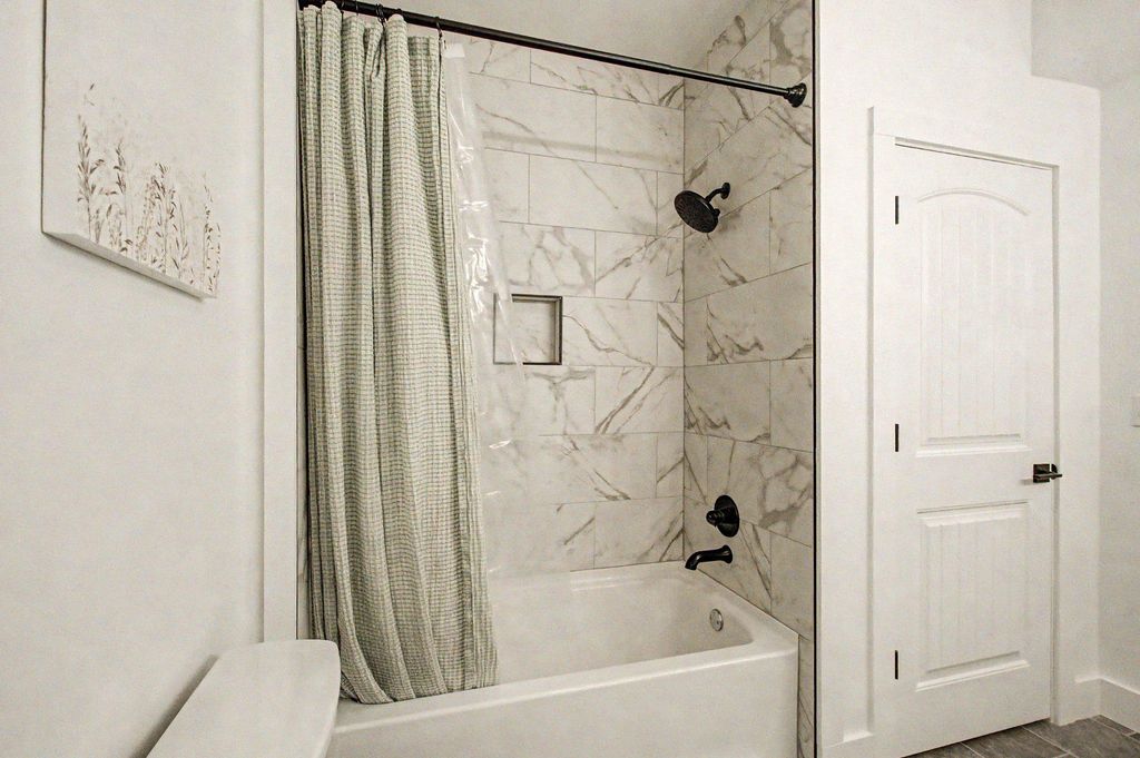 Image 48 of property listing at 454 BILTMORE RIDGE TRL, Mc Henry, MD 21541