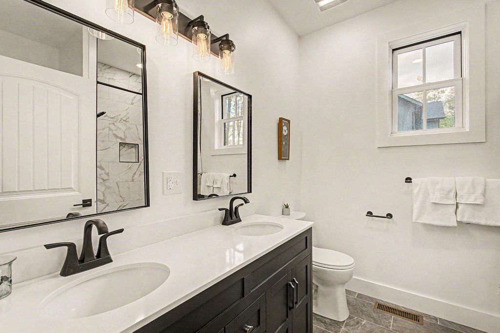 Image 49 of property listing at 454 BILTMORE RIDGE TRL, Mc Henry, MD 21541