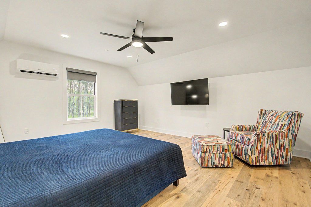 Image 57 of property listing at 454 BILTMORE RIDGE TRL, Mc Henry, MD 21541