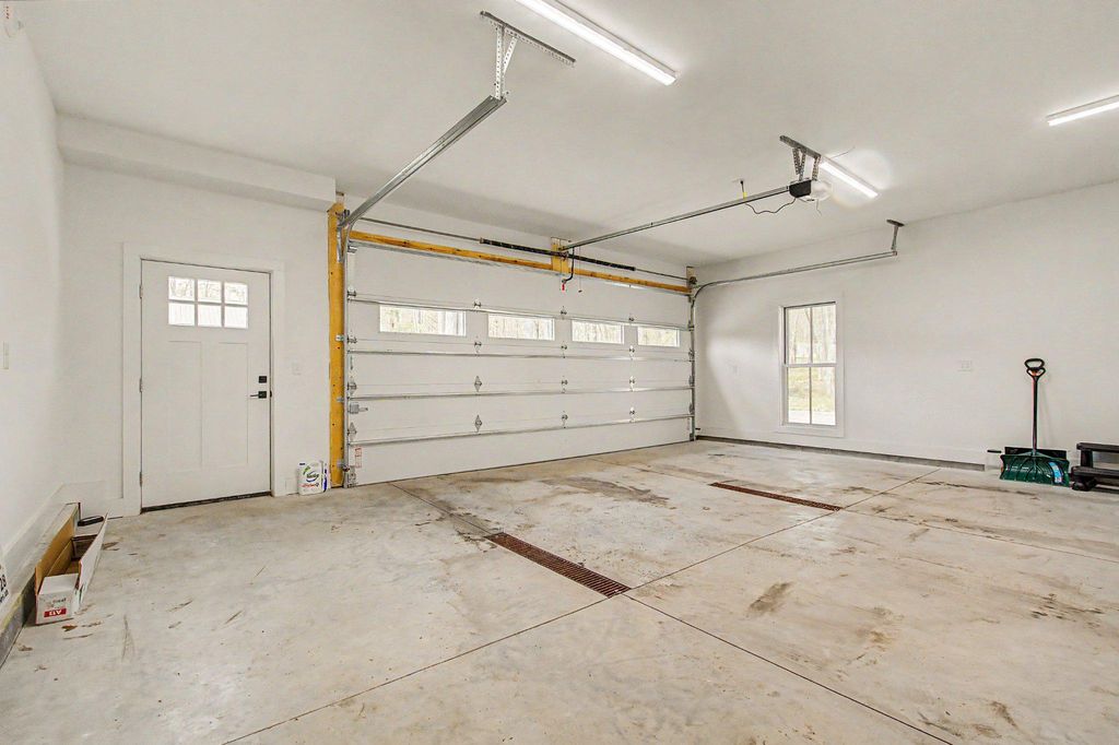 Image 69 of property listing at 454 BILTMORE RIDGE TRL, Mc Henry, MD 21541