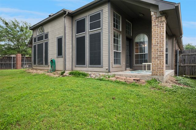 5353 Warm Springs Trail, Fort Worth, TX 76137