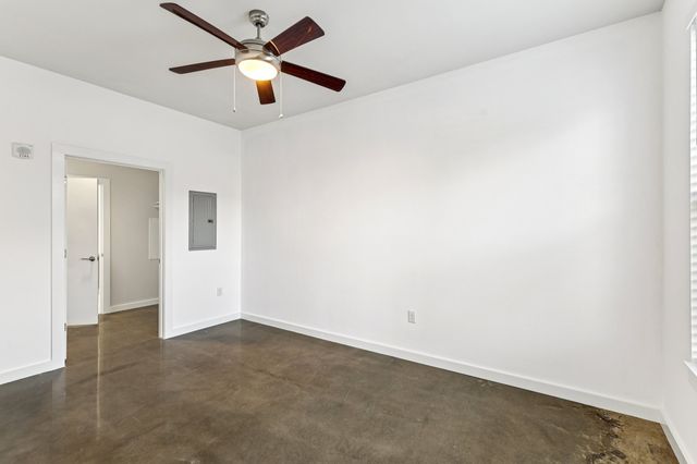 1900 12th Ave S Apt 205, Nashville, TN 37203
