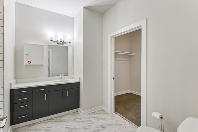 1900 12th Ave S Apt 205, Nashville, TN 37203