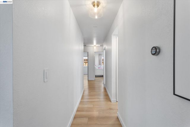 5736 Medallion Ct, Castro Valley, CA 94552