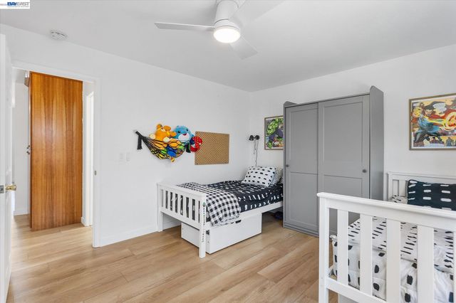 5736 Medallion Ct, Castro Valley, CA 94552