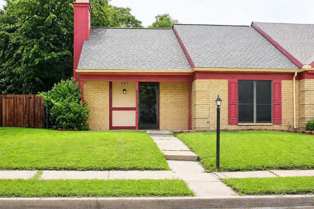 740 Versailles Street, Mesquite, TX 75149