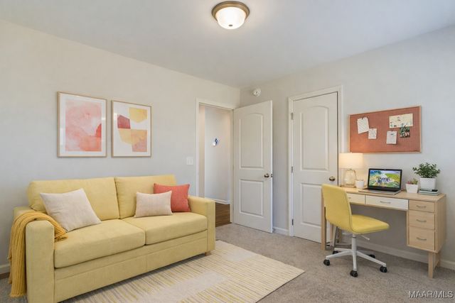 325 Brownstone Loop, Elmore, AL 36025