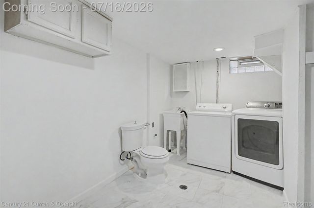 4124 Jackson Street, Dearborn Heights, MI 48125