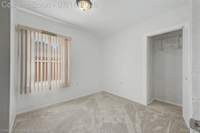 4124 Jackson Street, Dearborn Heights, MI 48125