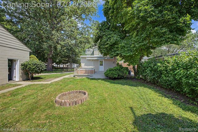 4124 Jackson Street, Dearborn Heights, MI 48125