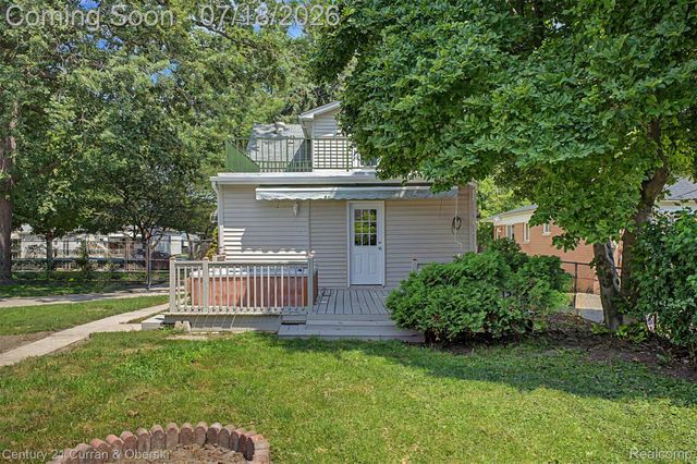 4124 Jackson Street, Dearborn Heights, MI 48125