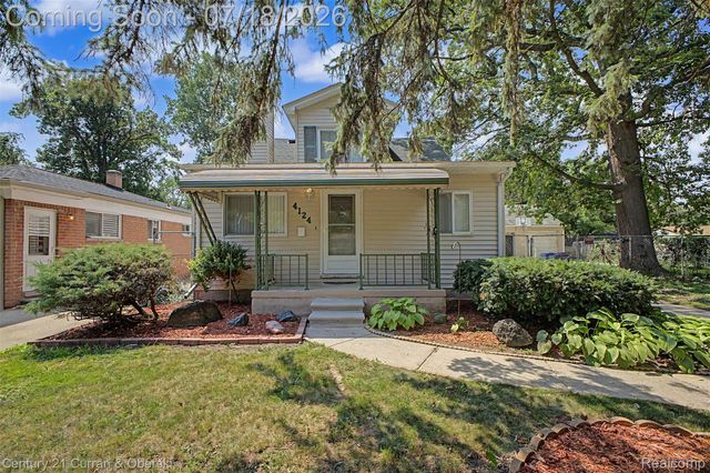 4124 Jackson Street, Dearborn Heights, MI 48125