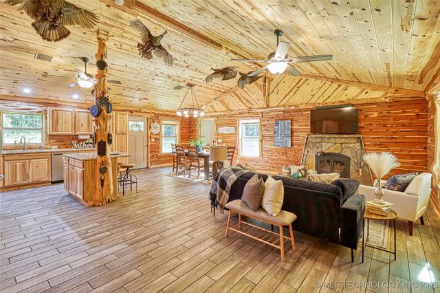 1336 State Hwy 9A, Eufaula, OK 74432