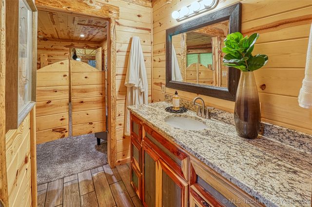 1336 State Hwy 9A, Eufaula, OK 74432