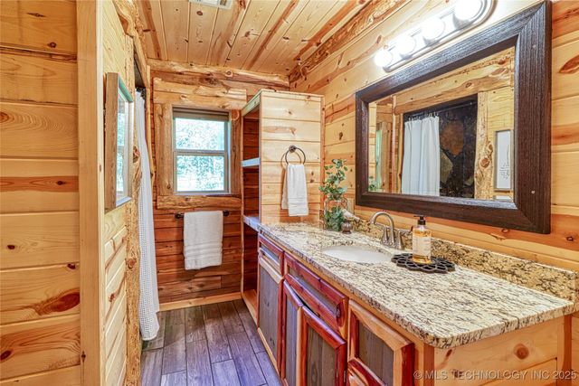 1336 State Hwy 9A, Eufaula, OK 74432