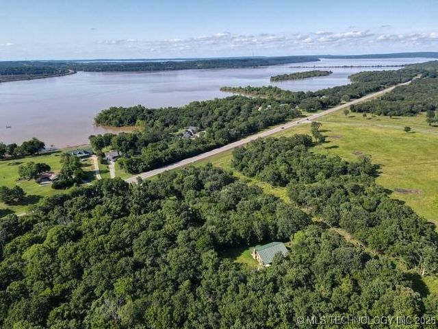 1336 State Hwy 9A, Eufaula, OK 74432