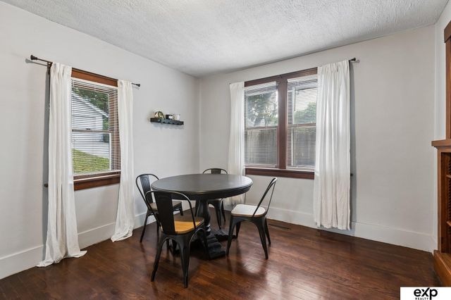 4806 Charles Street, Omaha, NE 68132