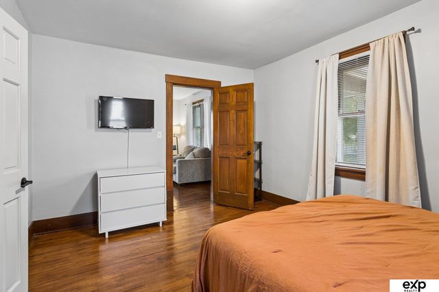4806 Charles Street, Omaha, NE 68132