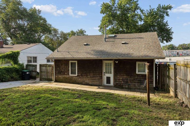 4806 Charles Street, Omaha, NE 68132