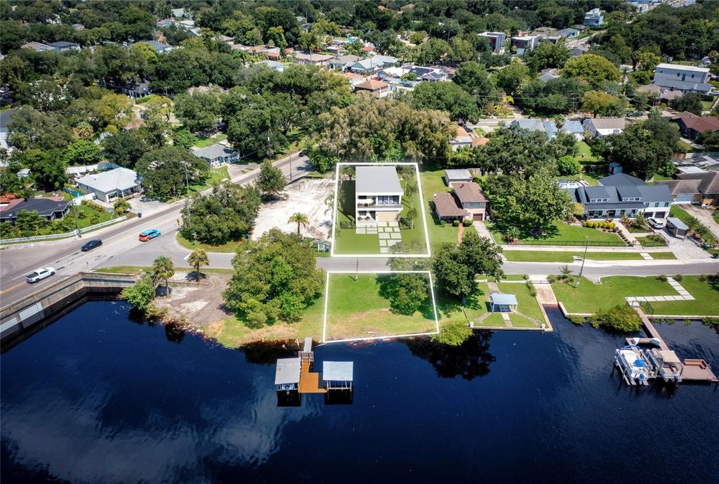 2517 RIVERSIDE DR, Tampa, FL 33602