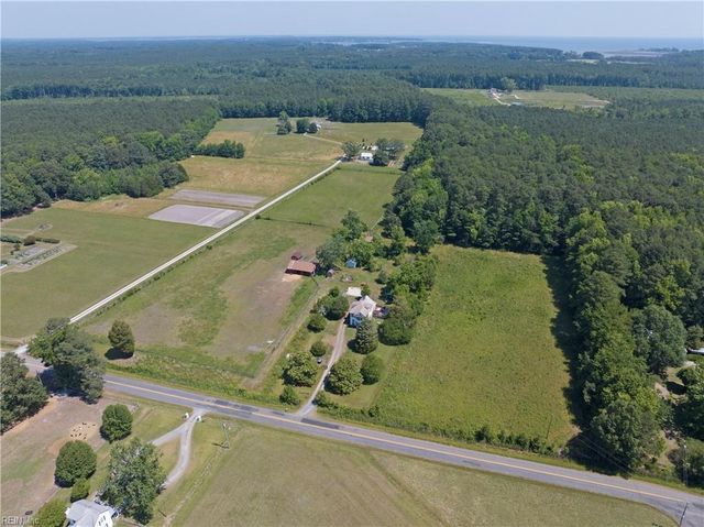 2115 Tabernacle RD, Diggs, VA 23045