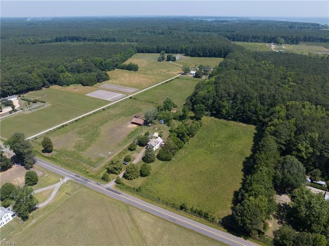 2115 Tabernacle RD, Diggs, VA 23045